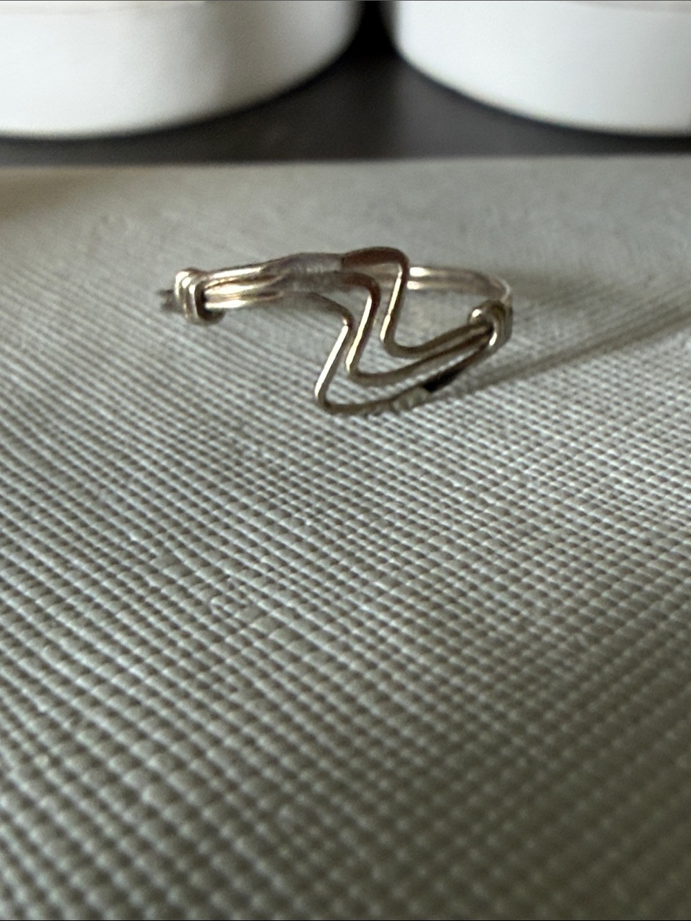 Minimalist Sterling Silver Zigzag V-Ring - Women's Jewelry Size 7